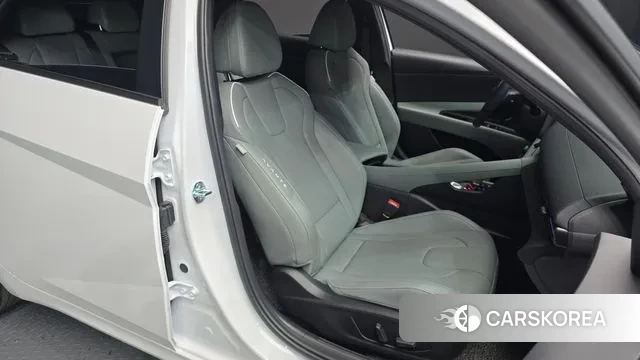 Hyundai The New Avante (CN7) 2025 Белый из Кореи, фото 3