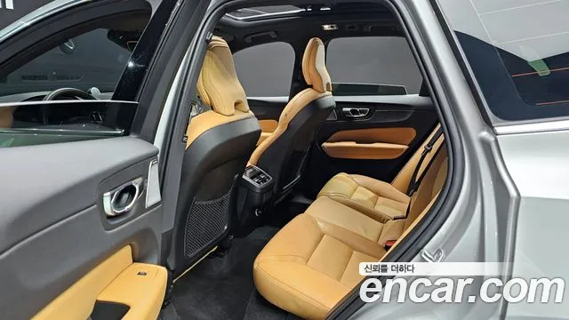 Volvo XC60 second Generation 2020 Серебряный из Кореи, фото 3