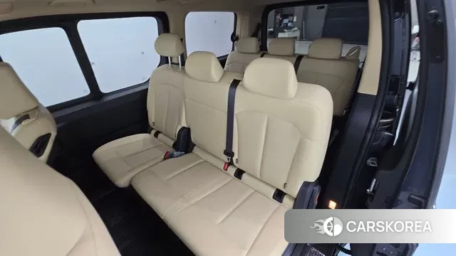 Hyundai Staria 2024 Серый из Кореи, фото 3