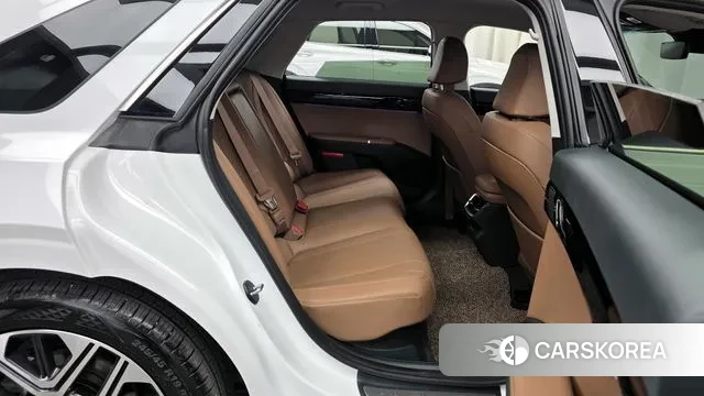 Hyundai Grandeur Hybrid (GN7) 2024 Белый из Кореи, фото 3