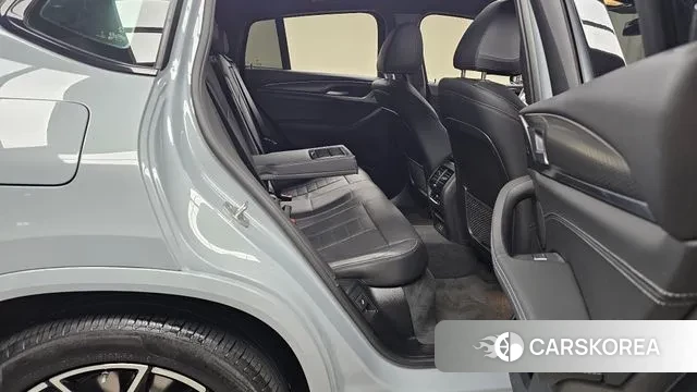 BMW X4 (G02) 2023 Серебристо-серый из Кореи, фото 3