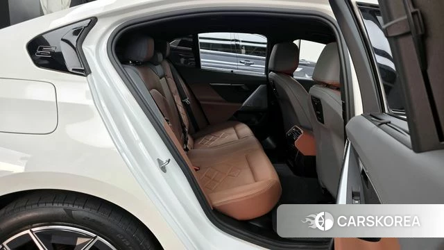 BMW i5 (G60) 2023 Белый из Кореи, фото 3