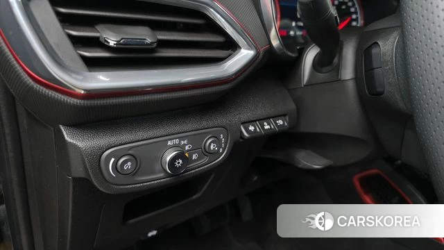 Chevrolet (GM Daewoo) Trailblazer 2022 Черный из Кореи, фото 3