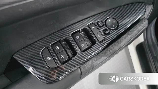 Kia Sportage 5th Generation Hybrid 2021 Белый из Кореи, фото 3