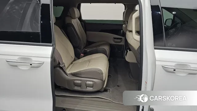 Kia Carnival 4th generation 2021 Белый из Кореи, фото 3