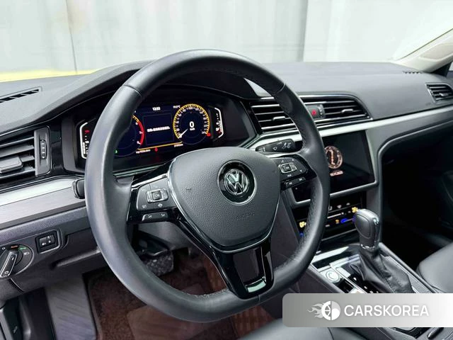 Volkswagen Lingdu 2021 Белый из Китая, фото 3