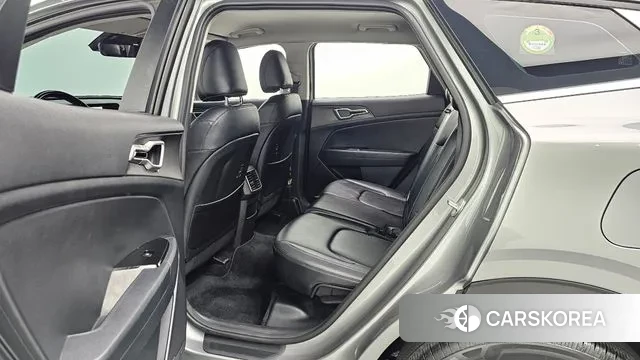 Kia Sportage 5th Generation 2022 Серебристо-серый из Кореи, фото 3