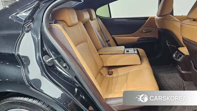 Lexus ES300h 7th generation 2020 Серый из Кореи, фото 3