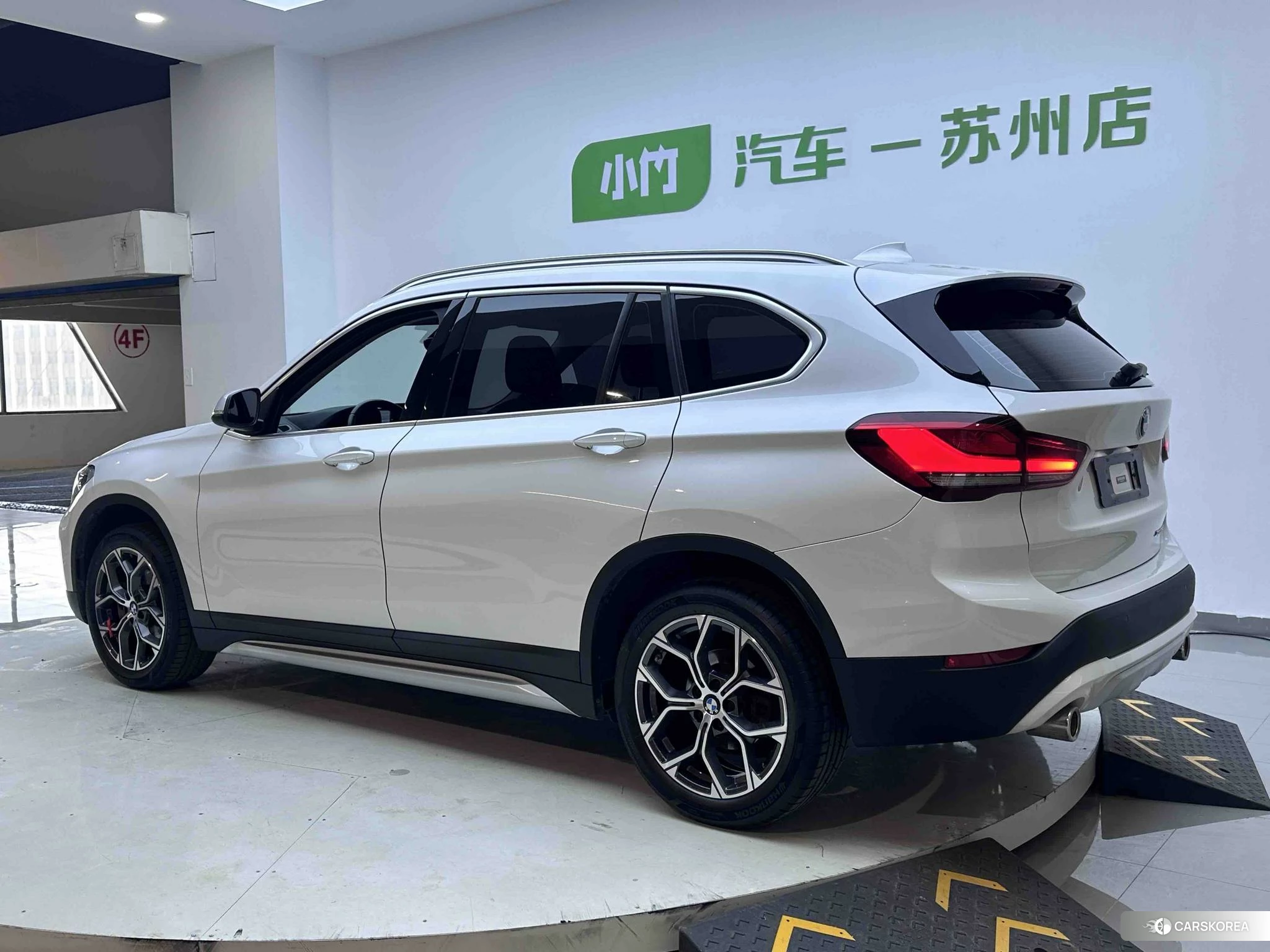 BMW X1 2021 Белый из Китая, фото 3