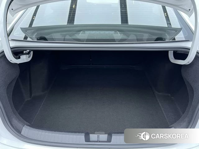 Volkswagen Sagitar 2023 Белый из Китая, фото 3