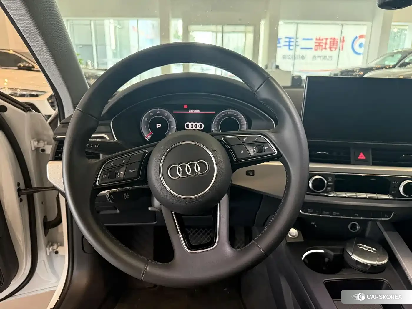 Audi A4L 2022 Белый из Китая, фото 3