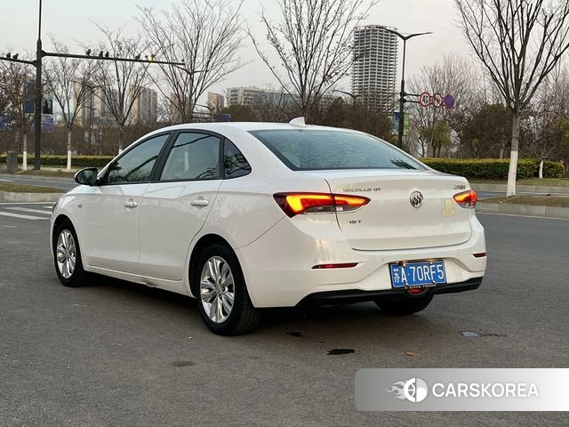 Buick Yinglang 2018 Белый из Китая, фото 3