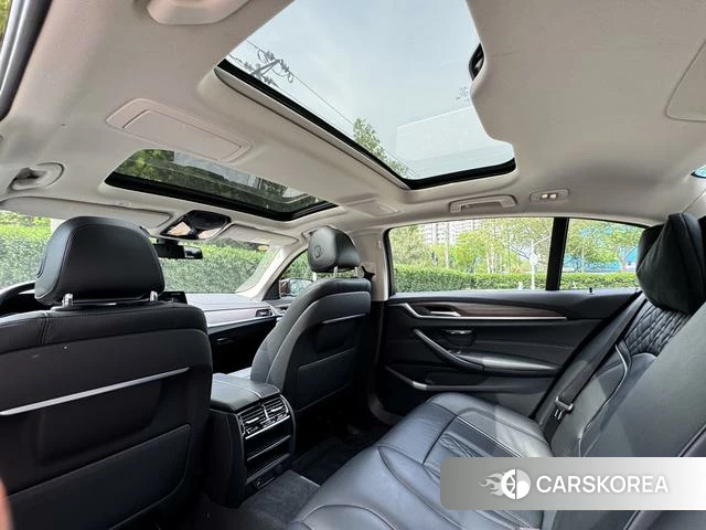 BMW 5 series PHEV id 4208440 из Китая 3