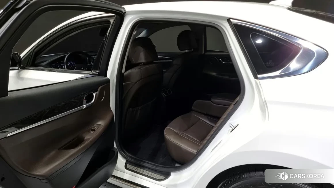 Hyundai Grandeur IG 2019 Белый из Кореи, фото 3