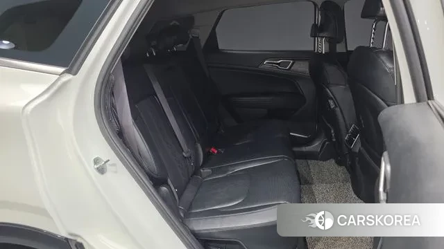 Kia Sportage 5th Generation Hybrid 2022 Белый из Кореи, фото 3