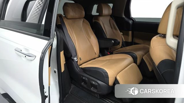 Kia Carnival 4th generation 2022 Белый из Кореи, фото 3