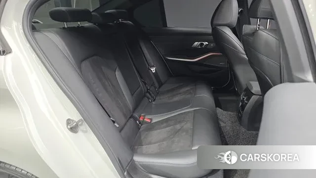 BMW 3 Series (G20) 2021 Белый из Кореи, фото 3