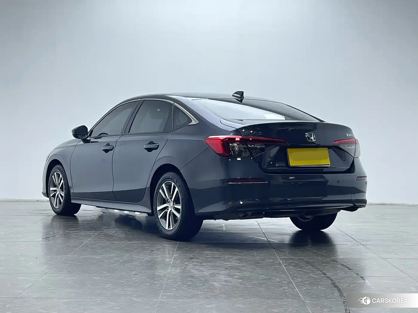Honda Civic 2023 Черный из Китая, фото 3