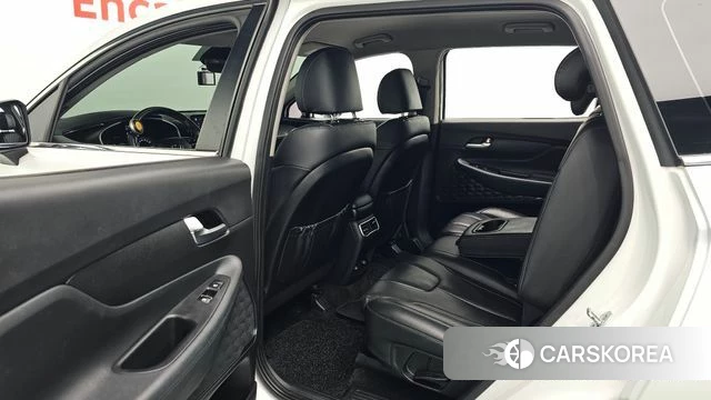 Hyundai The New Santa Fe 2021 Белый из Кореи, фото 3