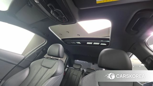 Audi A4 (B9) 2019 Черный из Кореи, фото 3