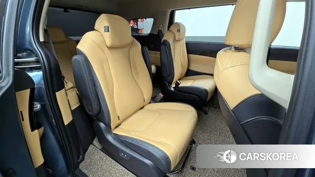 Kia Carnival 4th generation 2023 Цвет галактики из Кореи, фото 3