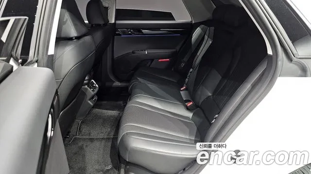 Hyundai Grandeur Hybrid (GN7) 2023 Белый из Кореи, фото 3