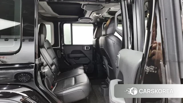 Jeep Wrangler (JL) 2021 Черный из Кореи, фото 3