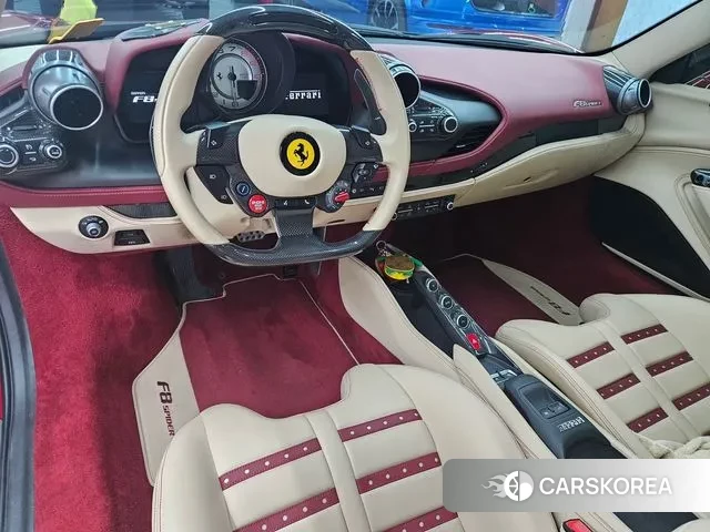 Ferrari F8 Spider 2021 Красный из Кореи, фото 3