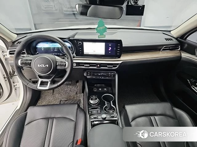 Kia K5 3rd generation 2023 Белый из Кореи, фото 3