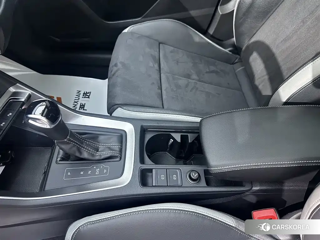 Audi Q3 2022 Белый из Китая, фото 3