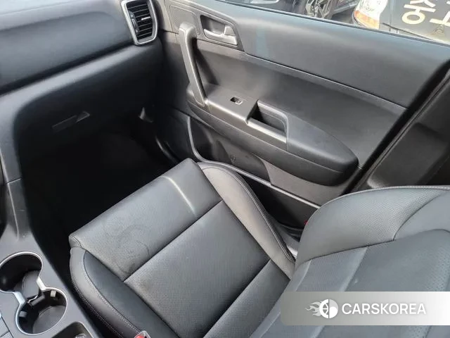 Kia Sportage The Bold 2021 Белый из Кореи, фото 3