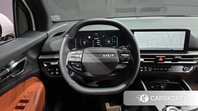 Kia The New Sportage 5th Generation Hybrid 2025 Белый из Кореи, фото 3