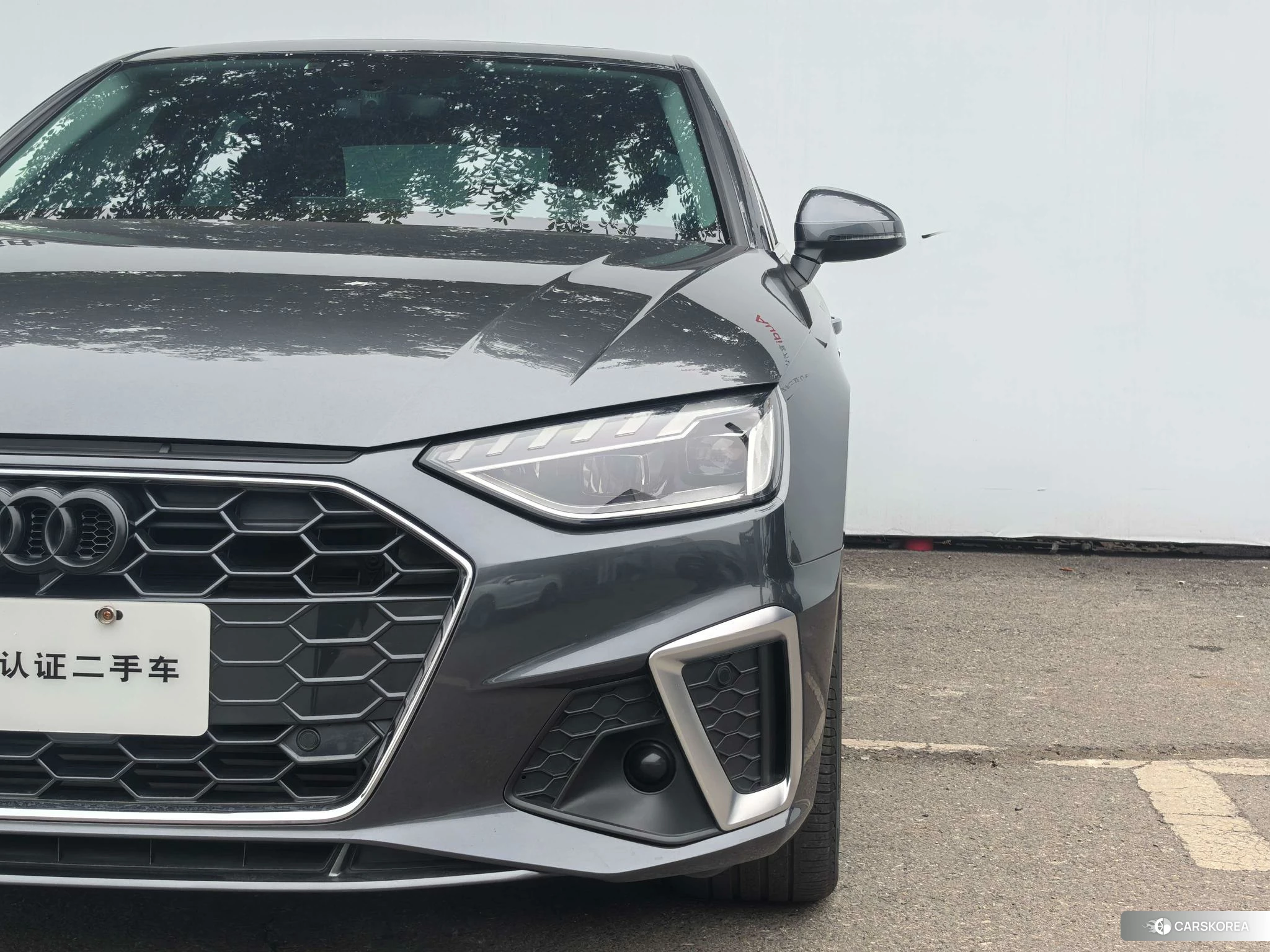 Audi A4L 2020 Темно-серый из Китая, фото 3