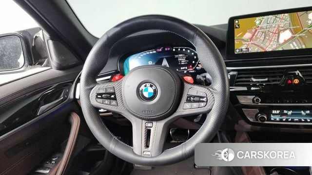 BMW 5 Series (G30) 2022 Белый из Кореи, фото 3