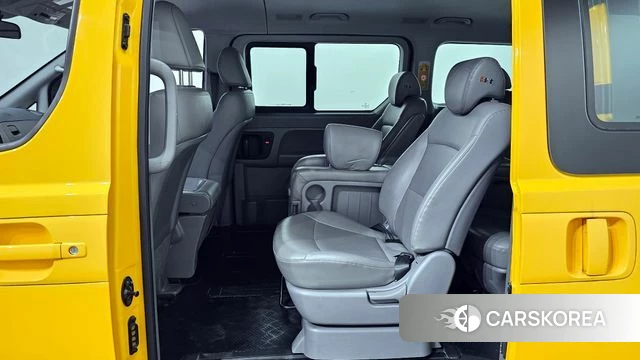 Hyundai The New Grand Starex 2021 Желтый из Кореи, фото 3