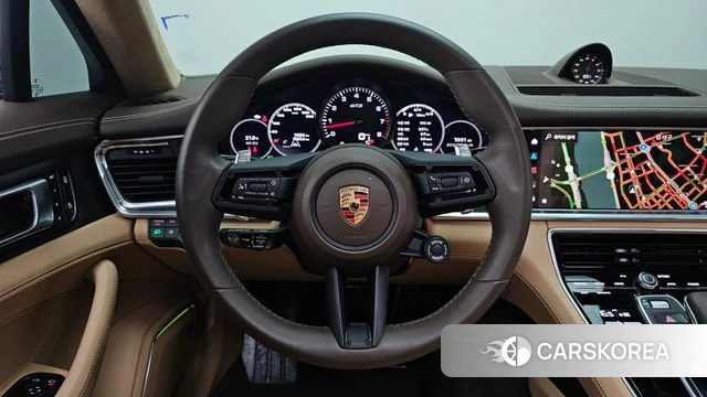 Porsche Panamera (971) 2023 Серебристо-серый из Кореи, фото 3