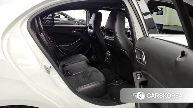 Mercedes-Benz A-Class W176 2018 Белый из Кореи, фото 3