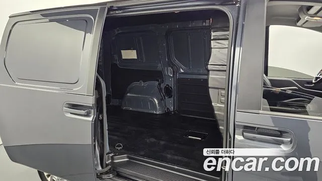 Hyundai Staria 2021 Серый из Кореи, фото 3