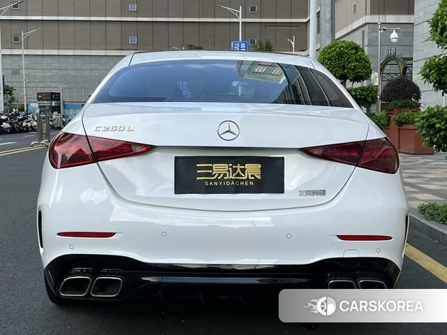 Mercedes-Benz Class C 2024 Белый из Китая, фото 3