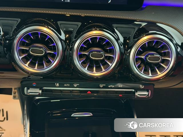 Mercedes-Benz Class A AMG (imported) 2023 Темно-серый из Китая, фото 3