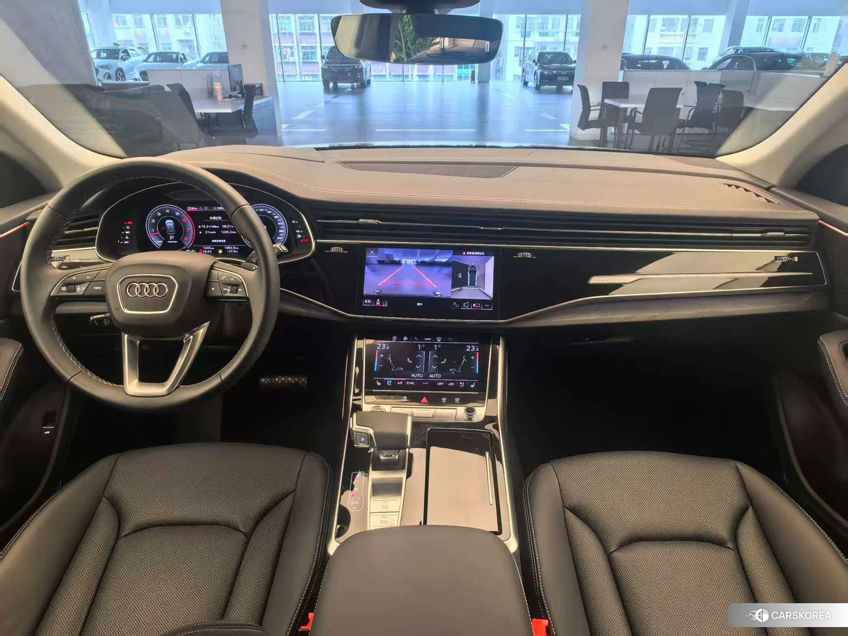 Audi Q8 2024 Черный из Китая, фото 3