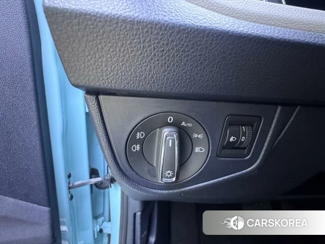 Volkswagen Lavida 2023 Другой из Китая, фото 3