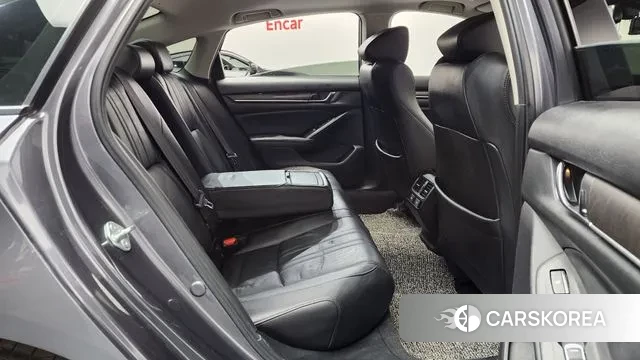 Honda Accord 10th Generation 2021 Серебряный из Кореи, фото 3