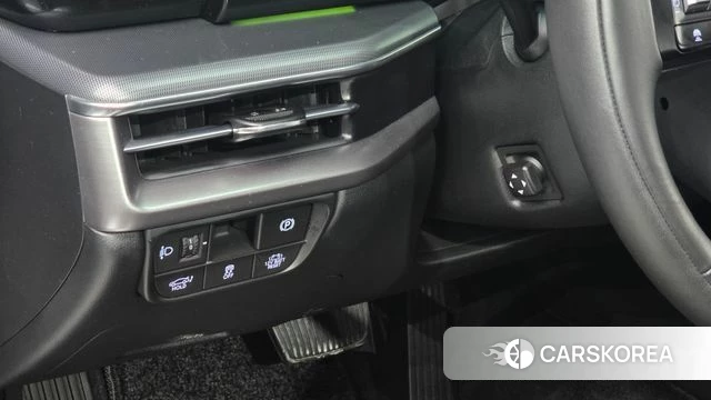 Hyundai Grandeur Hybrid (GN7) 2024 Серебристо-серый из Кореи, фото 3