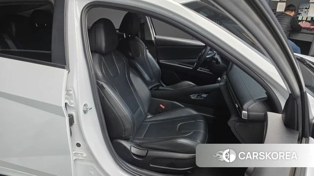 Hyundai Avante Hybrid (CN7) 2021 Белый из Кореи, фото 3