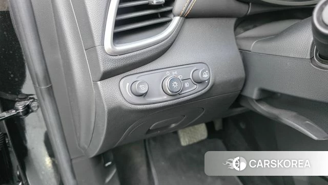 Chevrolet (GM Daewoo) The New Trax 2020 Черный из Кореи, фото 3