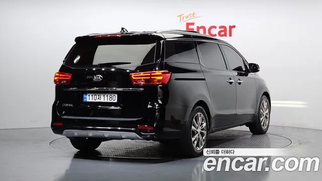 Kia The New Carnival id 2638671 из Кореи 3