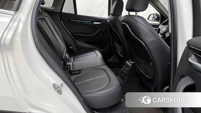 BMW X1 (F48) 2021 Белый из Кореи, фото 3