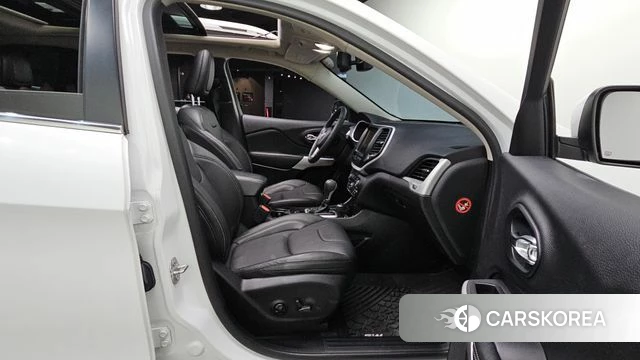 Jeep Cherokee (KL) 2018 Белый из Кореи, фото 3