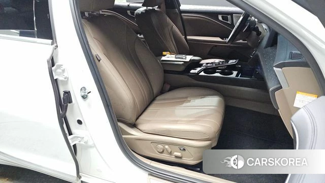 Kia K8 Hybrid 2023 Белый из Кореи, фото 3